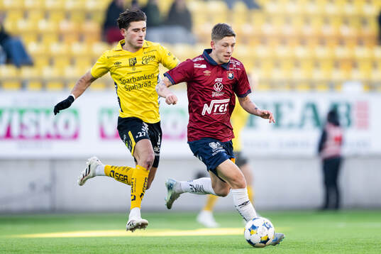 Elfsborgs Besfort Zeneli och Örgrytes Anton Andreasson