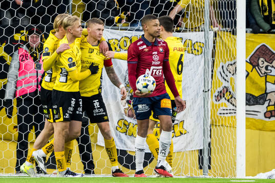 Elfsborgs Sebastian Holmen jublar