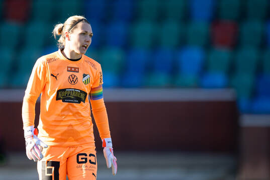 Häckens målvakt Jennifer Falk
