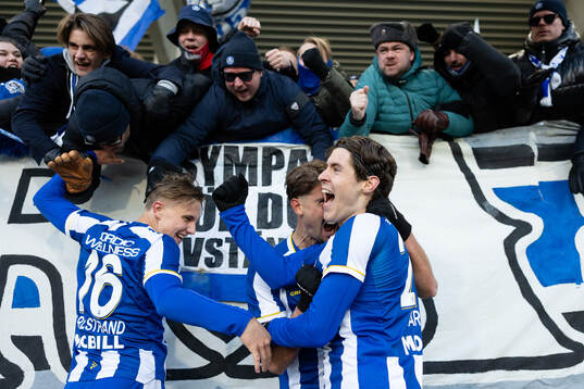 IFK Göteborgs Eman Markovic jublar ihop med Linus