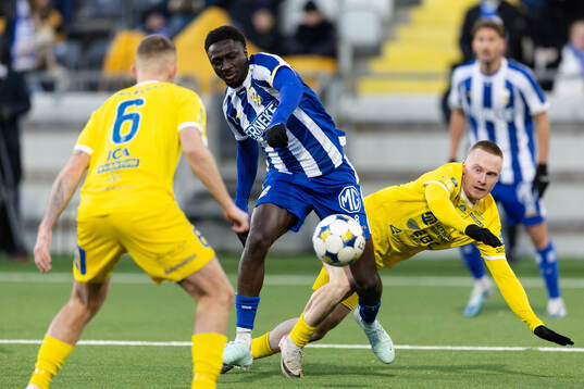 IFK Göteborgs Imam Jagne och IK Oddevolds Adam