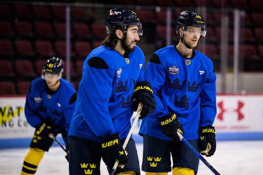 Mika Zibanejad and Elias Pettersson of Sweden at a practice