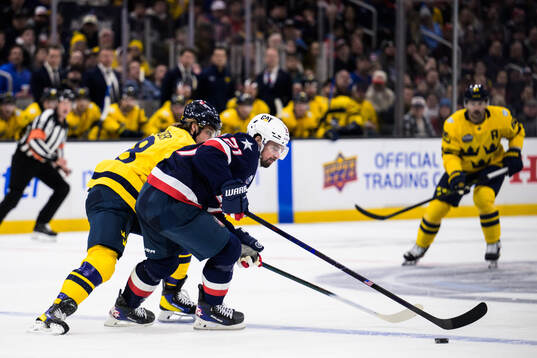William Nylander of Sweden and Dylan Larkin of USA