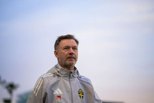 Head coach Peter Gerhardsson of Sweden