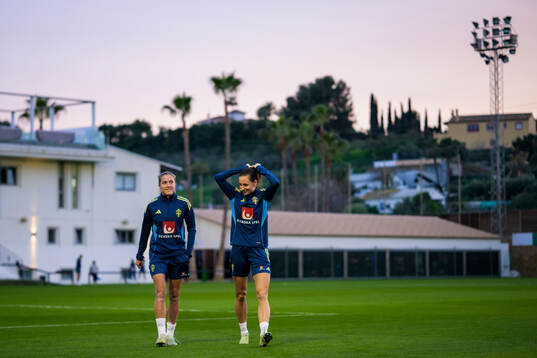 Filippa Angeldahl and Nathalie Björn of Sweden