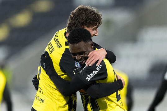 Häckens Silas Andersen jublar med Zeidane Inoussa