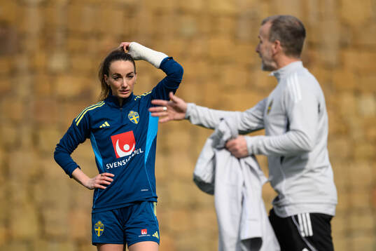 Kosovare Asllani of Sweden of the women’s national