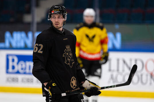 AIKs Simon Åkerström