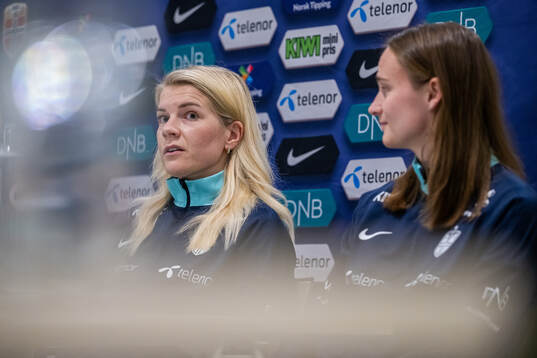 Ada Hegerberg and Caroline Graham Hansen of the Norwegian