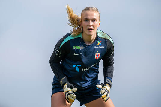 Bläddra bland fler bilder av Football, Women's Nations League, Norway, training