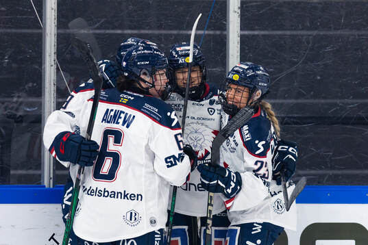 Linköpings Sara Hjalmarsson jublar