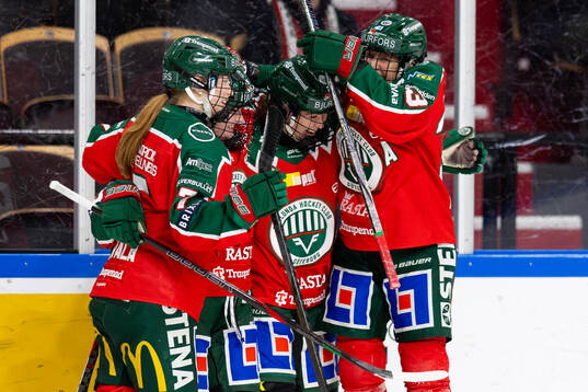 Frölundas Andrea Dalen jublar