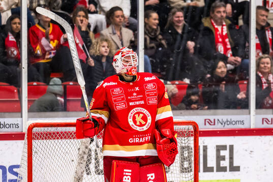 Kalmars målvakt Jacob Crespin jublar