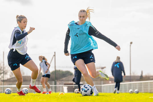 Celin Bizet Ildhusøy and Karina Sævik of the Norwegian