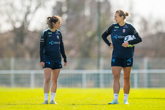 Tuva Hansen and Marthine Østenstad of the Norwegian
