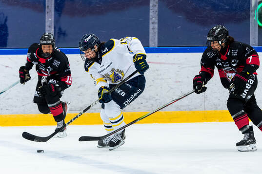 Södertäljes Franziska Stocker mot Malmö Redhawks Saga