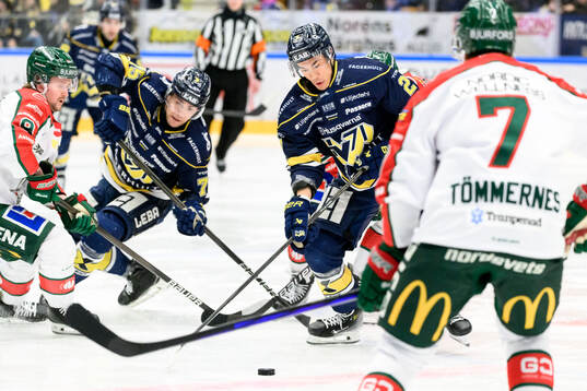HV71s Jonathan Ang
