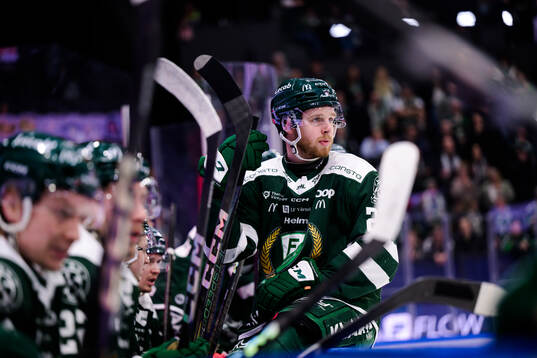 Färjestads Marcus Westfält deppar