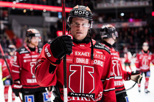 Örebros William Wikman jublar