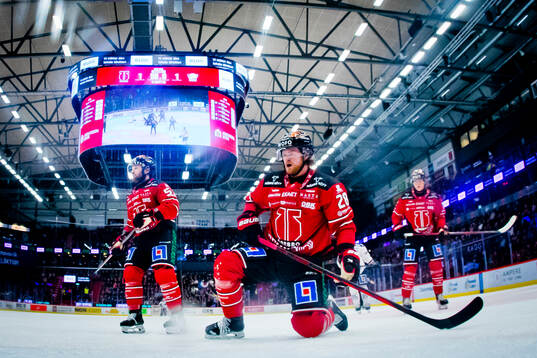 Örebros David Quenneville och Linus Arnesson deppar
