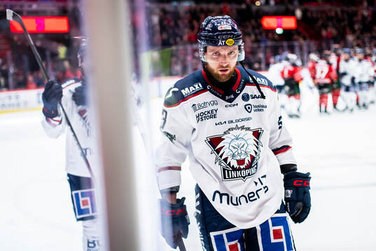 Linköpings Robin Kovacs deppar