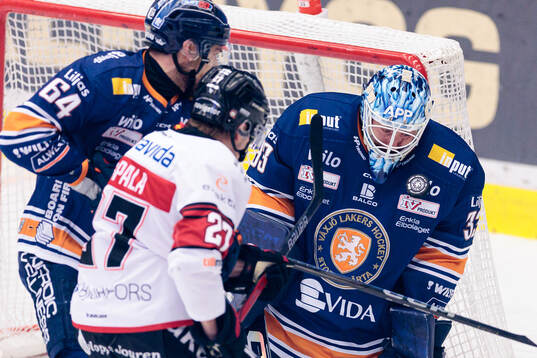 Växjös målvakt Emil Larmi