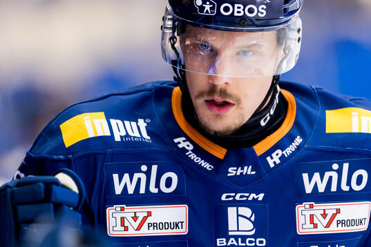 Växjös Otto Koivula jublar