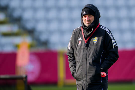 Assistant coach Magnus Wikman of the women's national