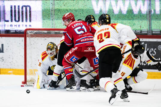 Brynäs målvakt Erik Källgren och Timrås Anton Lander