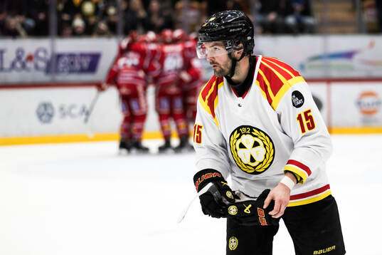 Brynäs Simon Bertilsson deppar