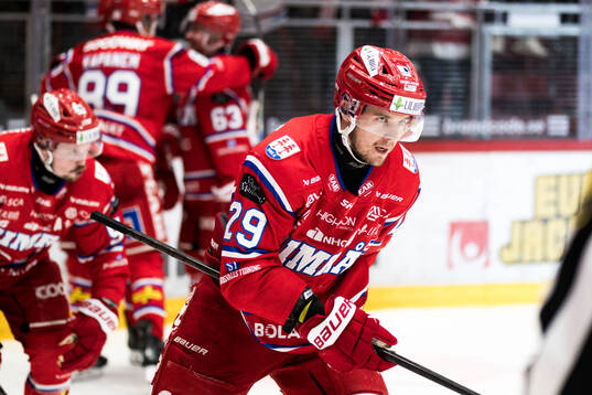 Timrås Filip Hållander
