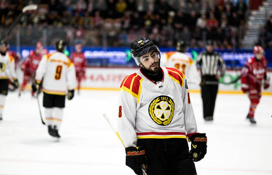 Brynäs Bobby Trivigno deppar