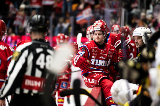 Timrås Sebastian Hartmann jublar