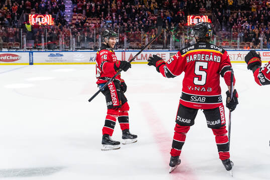 Luleås Anton Levtchi och Marcus Hardegård jublar