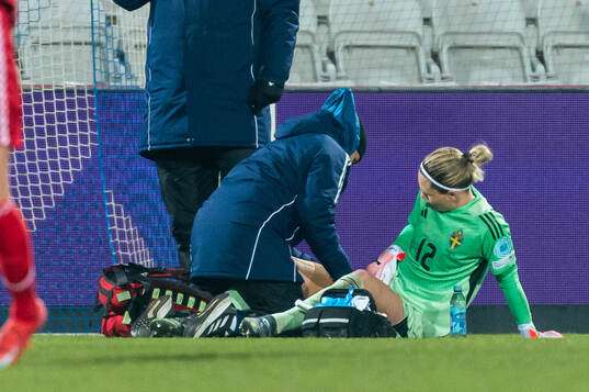 Jennifer Falk of Sweden in pain