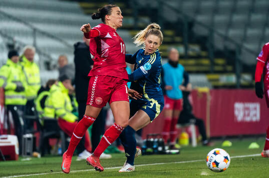 Katrine Veje of Denmark and Rebecka Blomqvist of Sweden