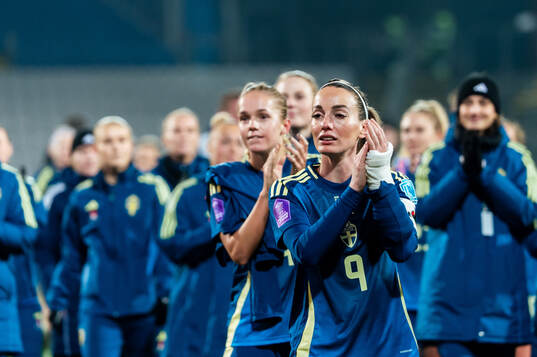 Kosovare Asllani of Sweden celebrates