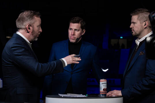 TV4s expert Fredrik Söderström, expert Per Svartvadet och