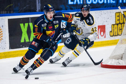 Djurgårdens Mattias Hävelid och Södertäljes Ludvig