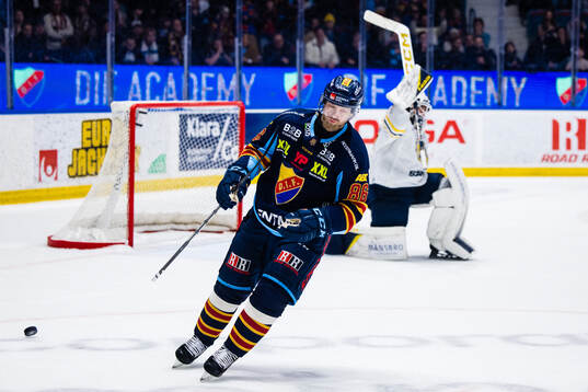 Djurgårdens Linus Klasen deppar