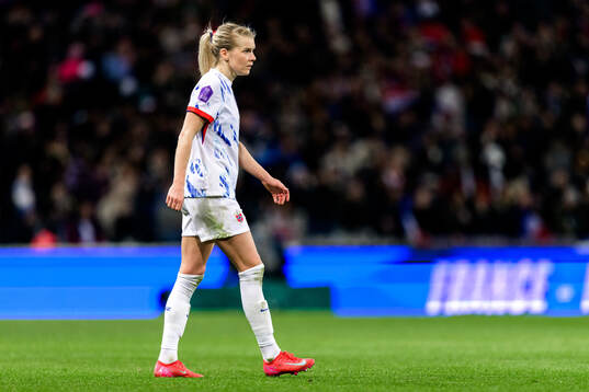 Ada Hegerberg of Norway looks dejected