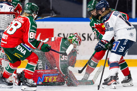 Frölundas målvakt Stephanie Neatby