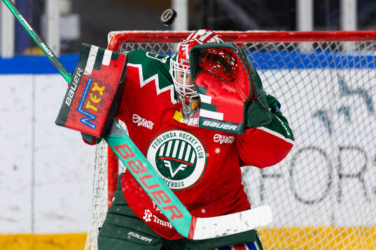 Frölundas målvakt Stephanie Neatby