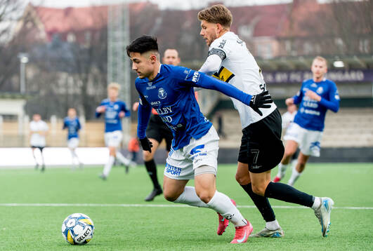 Trelleborgs Altti Hellemaa och AIKs Anton Salétros