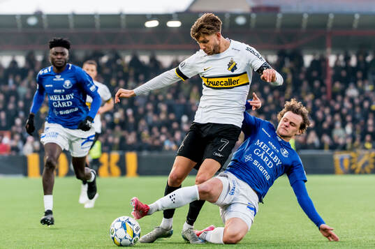AIKs Anton Salétros och Trelleborgs Fredrik Martinsson