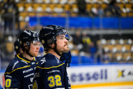 HV71s Oscar Engsund