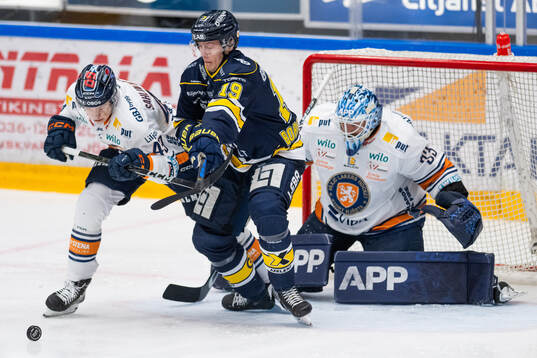 Bläddra bland fler bilder av Ishockey, SHL, HV71 - Växjö