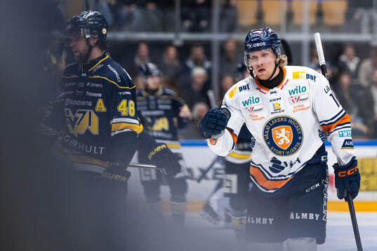 Växjös Marcus Sylvegård jublar