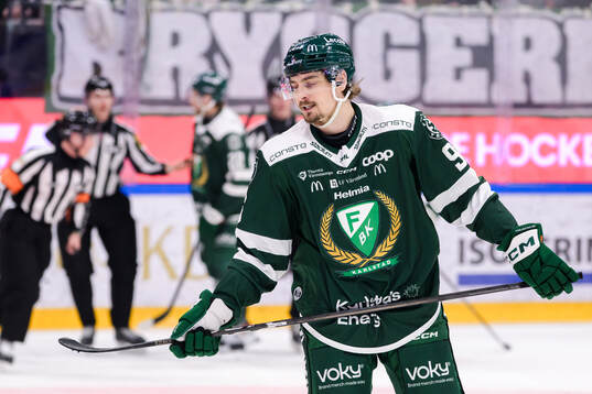 Färjestads David Tomasek deppar