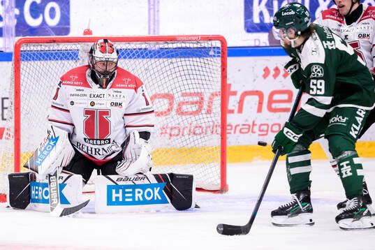 Örebros målvakt Jhonas Enroth och Färjestads Linus